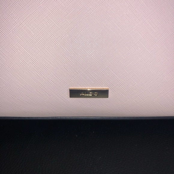 🌟NWOT: ALDO PINK SUADE ZIPPER TOTE BAG 🌟 - Picture 3 of 7